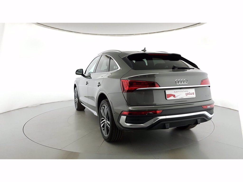 AUDI Q5 sportback 40 2.0 tdi mhev 12v s line quattro s-tronic