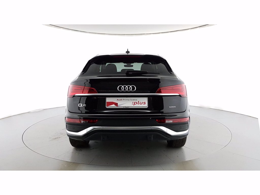 AUDI Q5 sportback 40 2.0 tdi mhev 12v s line quattro s-tronic