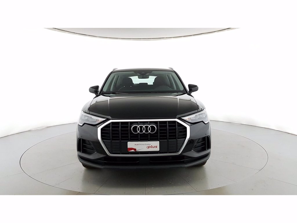 AUDI Q3 45 1.4 tfsi e business s-tronic