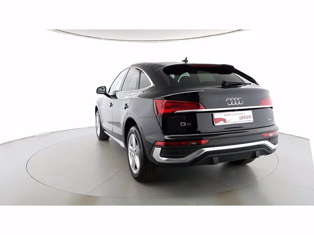 AUDI Q5 sportback 40 2.0 tdi mhev 12v s line quattro s-tronic