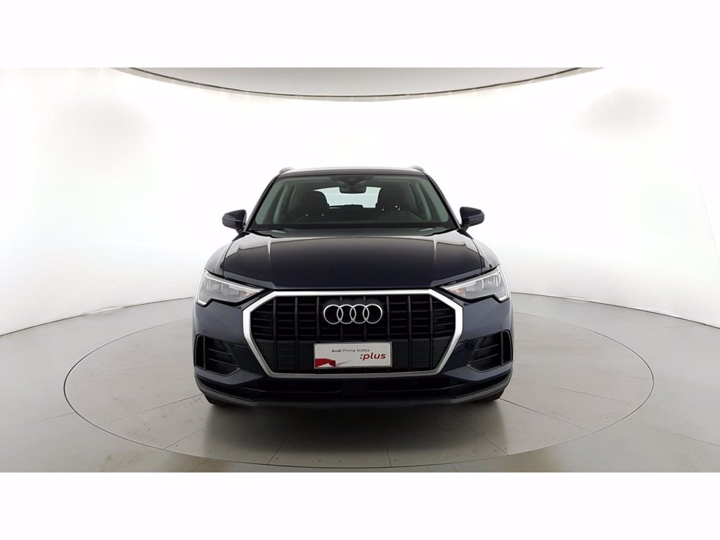 AUDI Q3 35 2.0 tdi business s-tronic