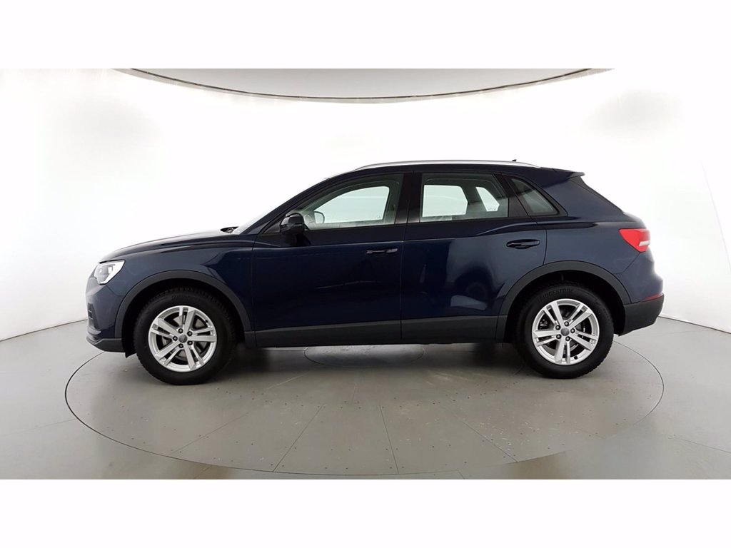 AUDI Q3 35 2.0 tdi business s-tronic