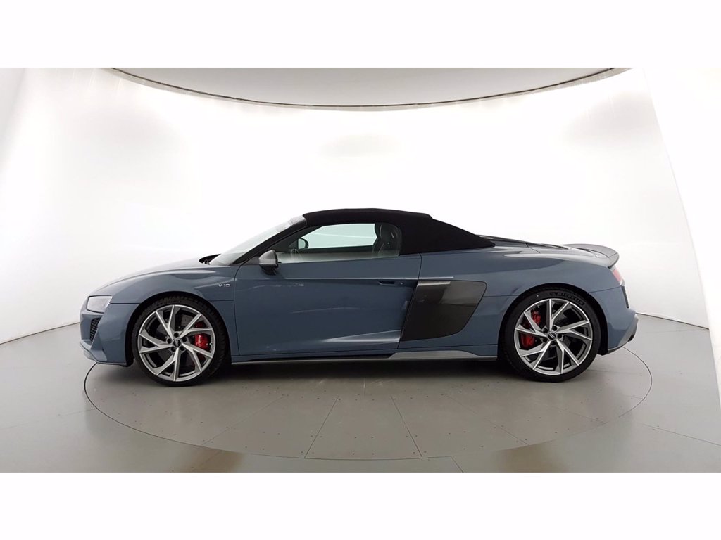 AUDI R8 spyder 5.2 v10 performance quattro 620cv s tronic