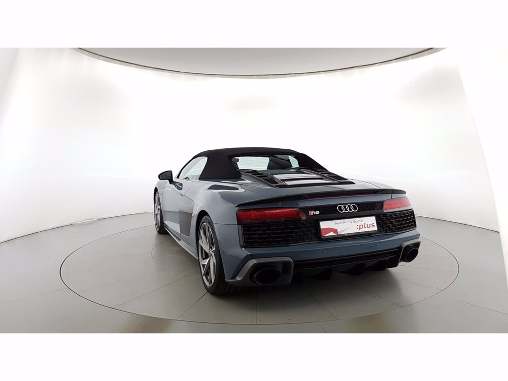 AUDI R8 spyder 5.2 v10 performance quattro 620cv s tronic