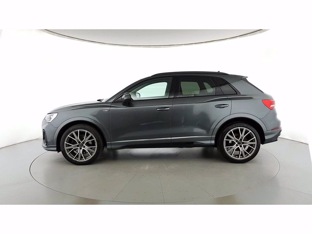 AUDI Q3 40 2.0 tfsi s line edition quattro s-tronic