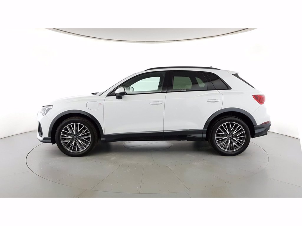 AUDI Q3 45 1.4 tfsi e s line edition s-tronic