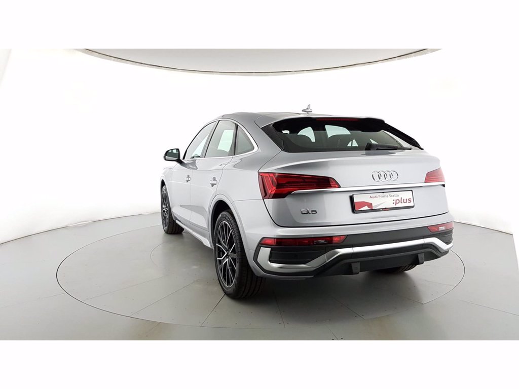 AUDI Q5 sportback 35 2.0 tdi mhev 12v s line s-tronic