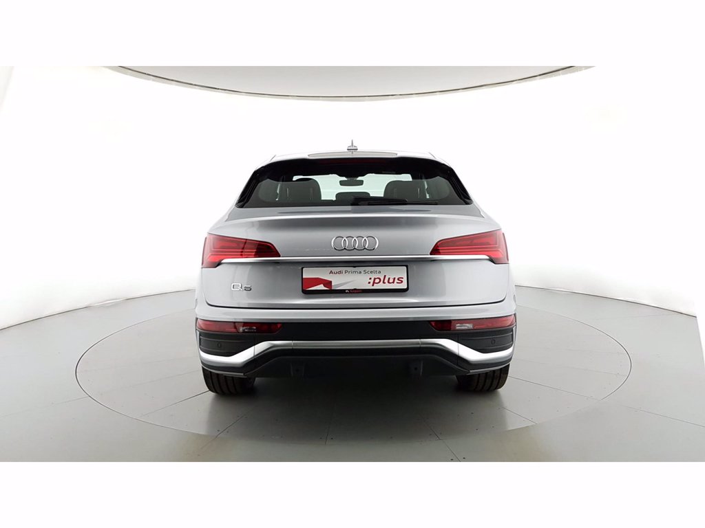 AUDI Q5 sportback 35 2.0 tdi mhev 12v s line s-tronic