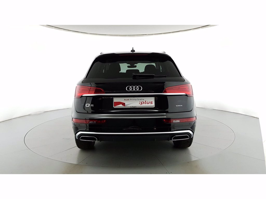 AUDI Q5 40 2.0 tdi mhev 12v s line quattro s-tronic