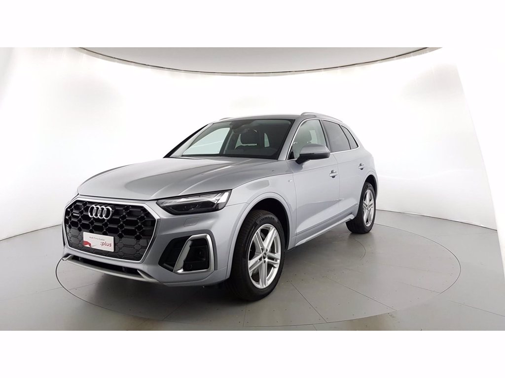 AUDI Q5 40 2.0 tdi mhev 12v s line quattro s-tronic