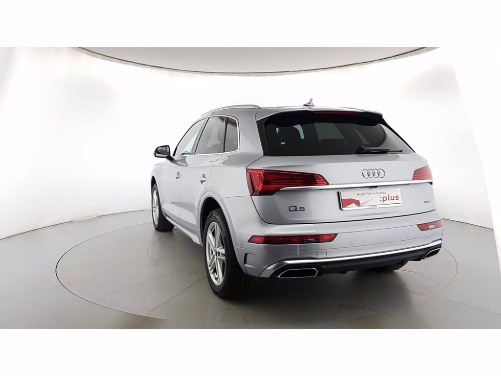 AUDI Q5 40 2.0 tdi mhev 12v s line quattro s-tronic