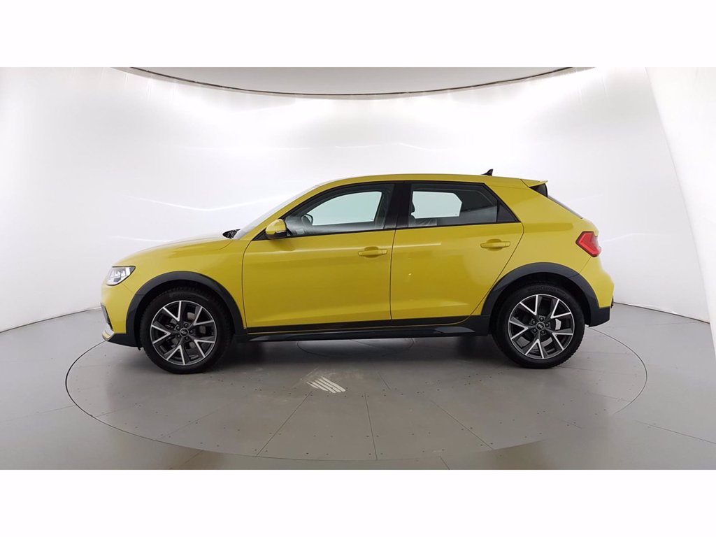 AUDI A1 citycarver 25 1.0 tfsi admired 95cv