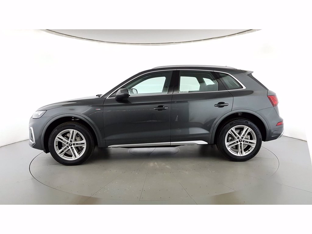 AUDI Q5 40 2.0 tdi mhev 12v s line quattro s-tronic