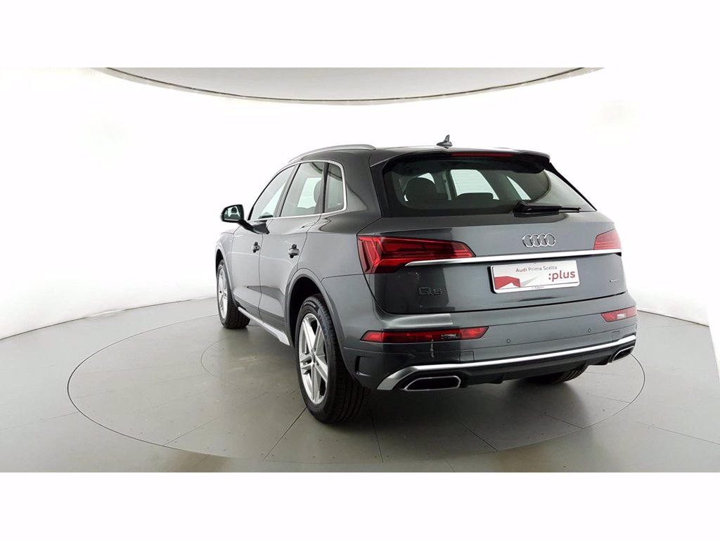 AUDI Q5 40 2.0 tdi mhev 12v s line quattro s-tronic