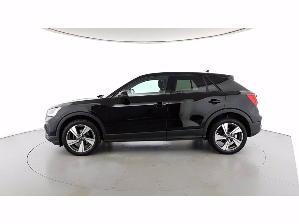 AUDI Q2 30 1.0 tfsi admired