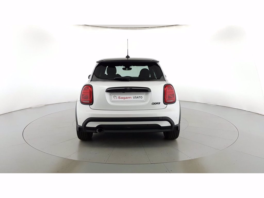 MINI Mini 3p 1.5 cooper essential premium mid package auto