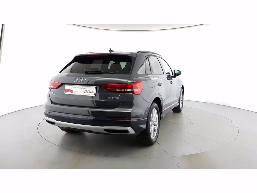 AUDI Q3 35 1.5 tfsi business advanced